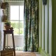 Papel pintado Sanderson Arboretum Pinetum Stripe Sap Green 217255