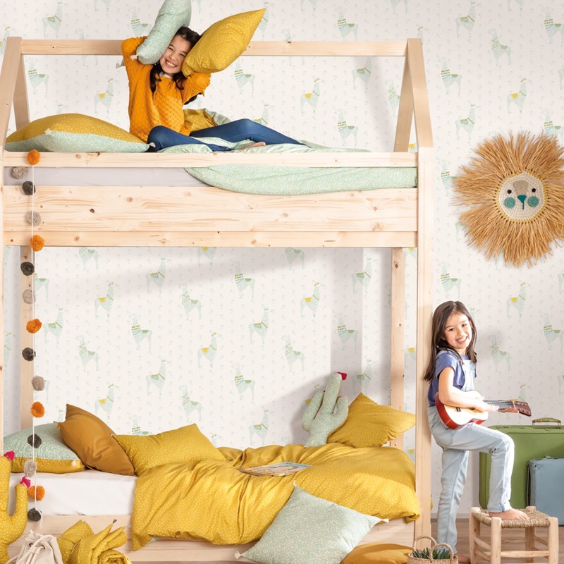 Papel pintado infantil Caselio Girl Power Lamaste GPR100757910